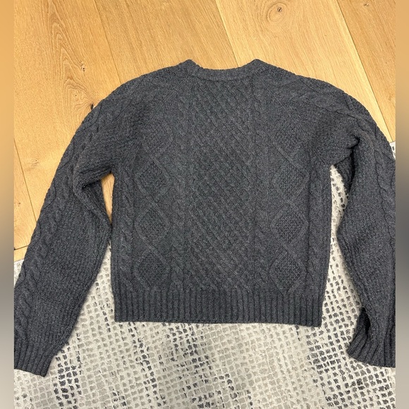 Aritzia Sunday Best Charcoal Sweater Sz XS - Picture 6 of 6